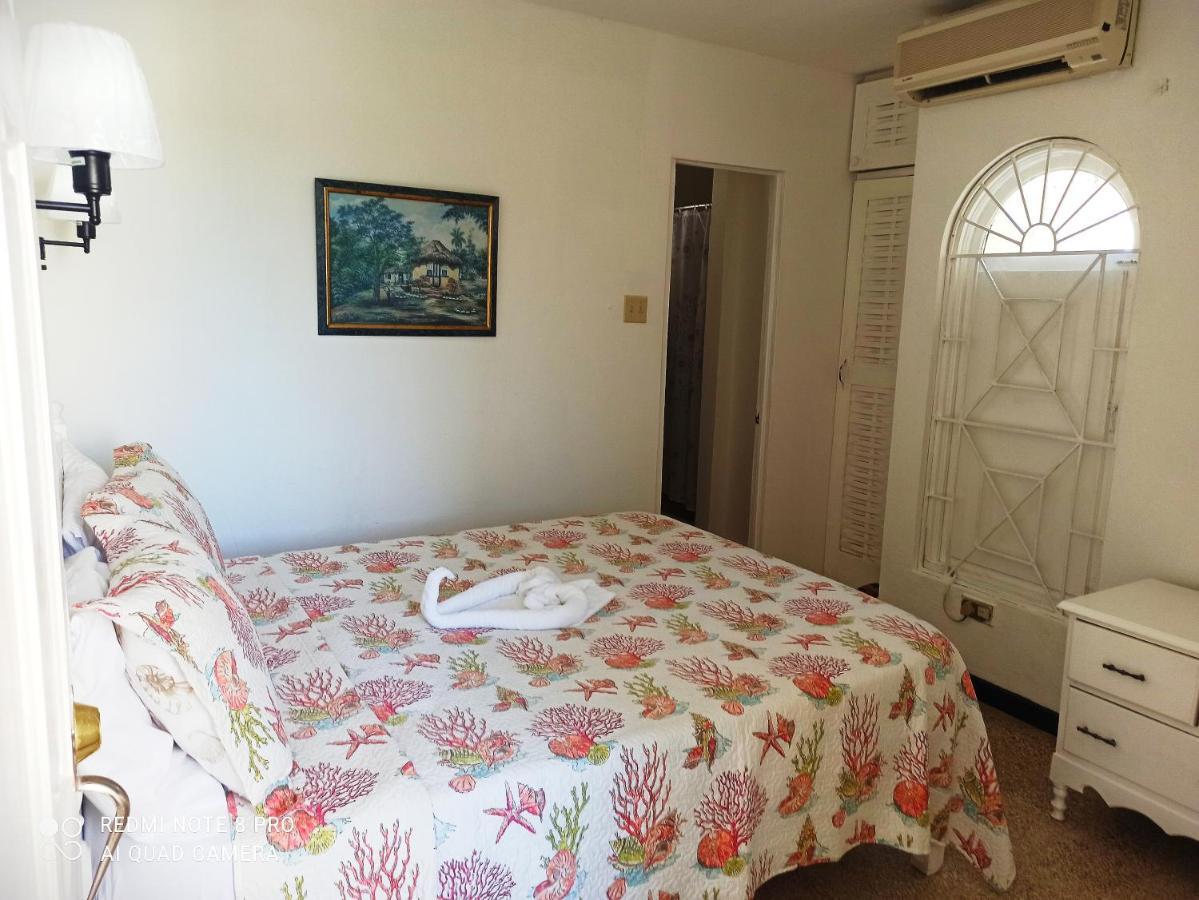 Columbus Heights Apt 26 F Ocho Rios Exteriér fotografie